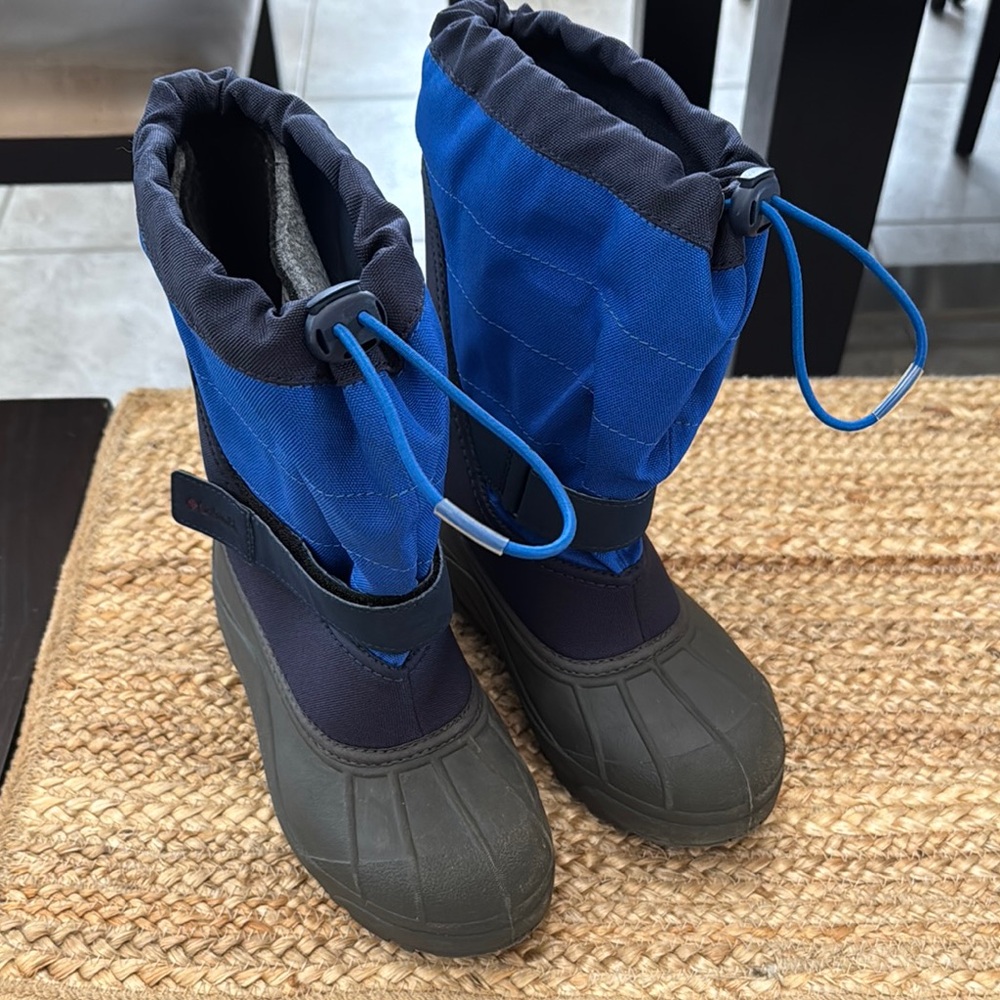 Columbia Blue and Black Rain & Snow Boots with Waterproof Design